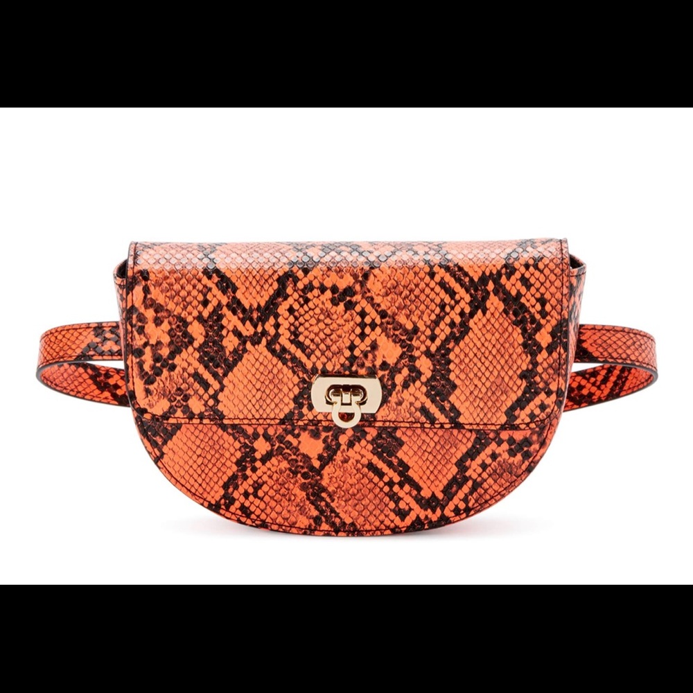 Scoop women’s coral faux snakeskin belt bag